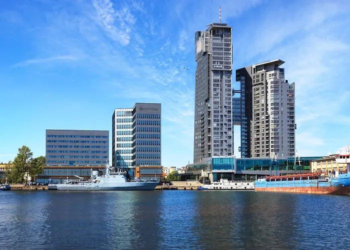 20Th Floor Beautiful Sea Towers